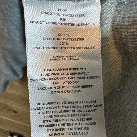 Stella & Dot Pearl Embellishments Sweatshirt Gray Round Neck Long Sleeve Size 2X - Picture 8 of 8